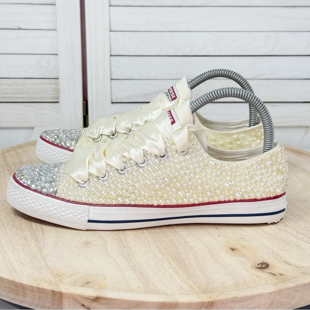 Converse Chuck Taylor Pearls Rhinestone Low Top Sneakers Ivory 7.5 Wedding Bride